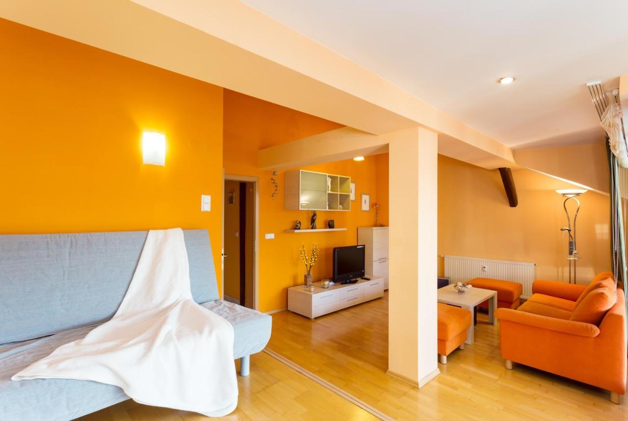 Perunova Apartments Prague Luaran gambar