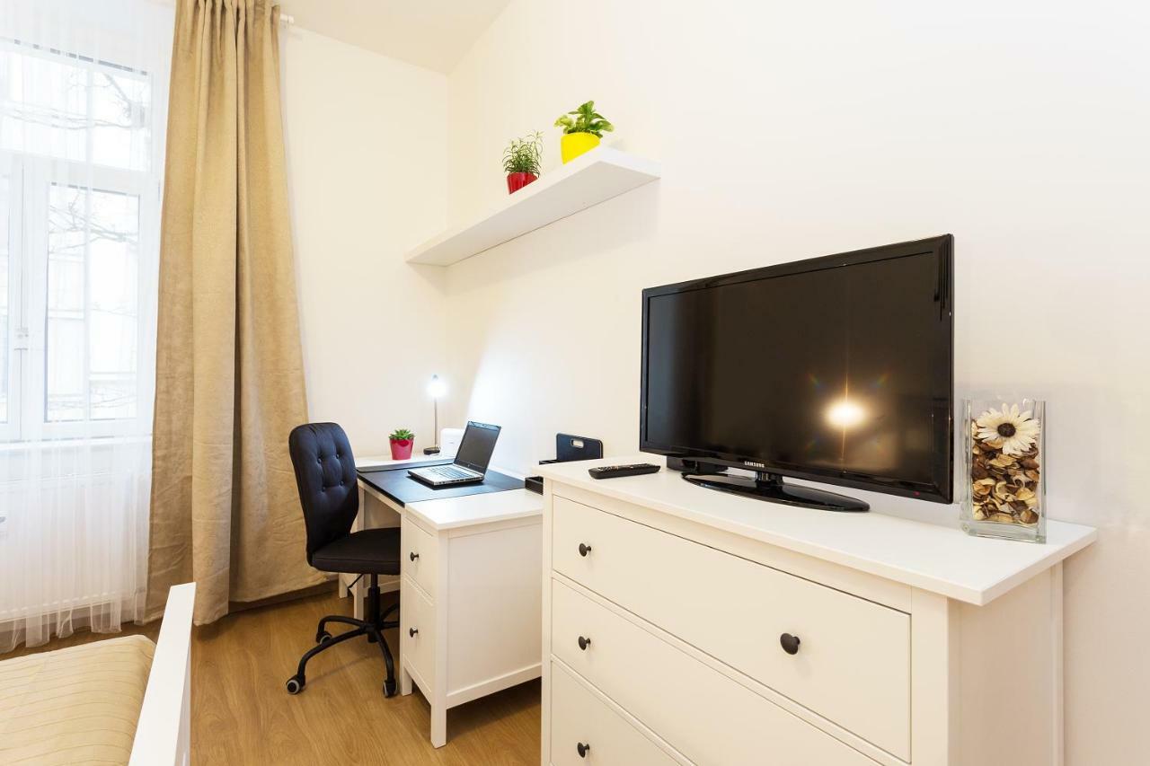 Perunova Apartments Prague Luaran gambar